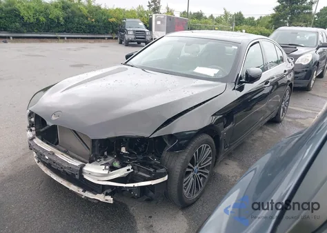 2018 BMW 530E xDrive Iperformance z USA, uszkodzony, nr VIN WBAJB1C59JB084334